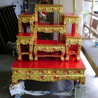 จำหน่ายโต๊ะหมู่แกะลายปิดทอง - โรงหล่อพระพุทธรูปทองเหลือง - ธนรุ่งเรือง