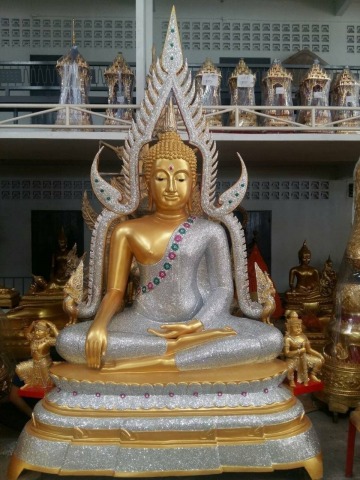 ร้านขายพระพุทธรูปหล่อสำเร็จ 